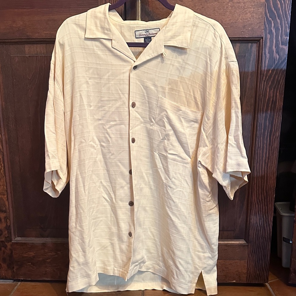 Tommy Bahama Cream 100% Silk Short Sleeve Island Shirt